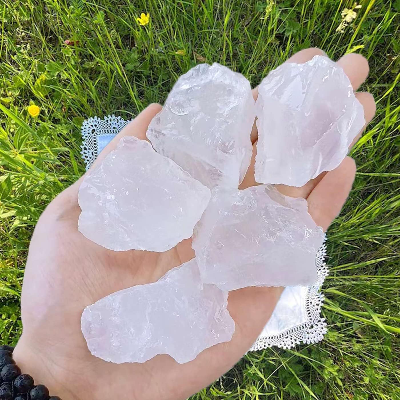 Clear Quartz 2" Natural Rough Stones Crystal Large Raw Crystals Bulk Healing Cuarzo Gemstones for Reiki Healing Tumbling Fountain Rocks Wire Wrapping Decoration 4PCS 0.5lb